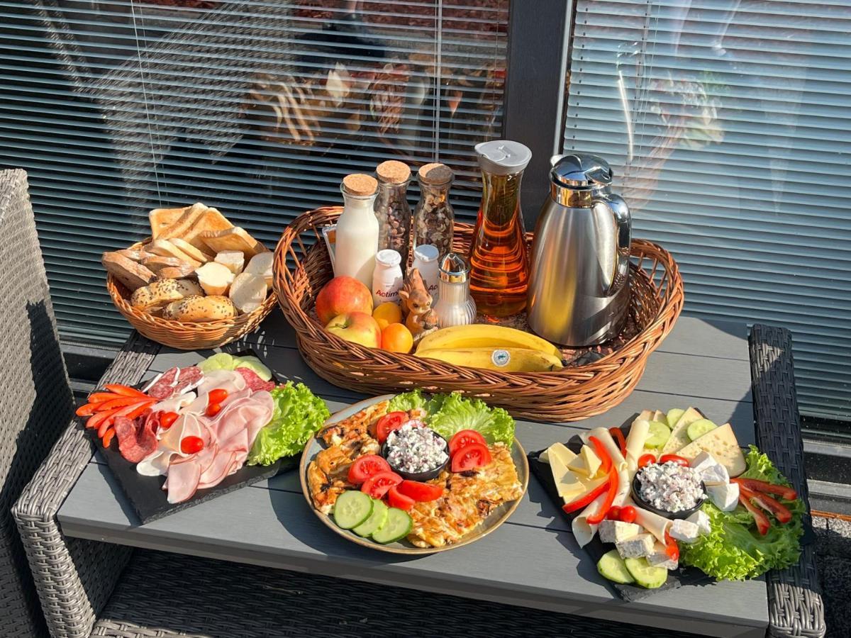 Kralovsky Park, Vrbov 65, 059 72 Apartman Kültér fotó